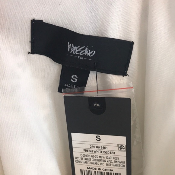 White Romper 😍 - Picture 4 of 6